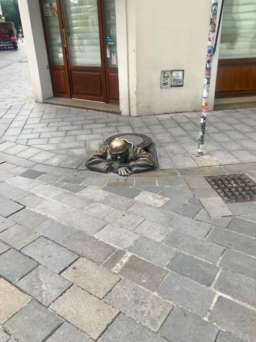 1St May Plaza Bratislava Ngoại thất bức ảnh